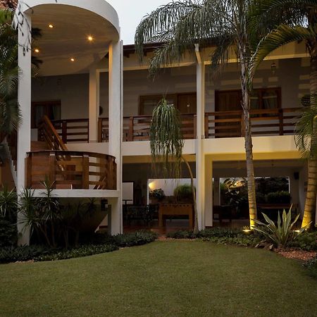 Hotel Westfalenhaus Asuncion Exterior photo